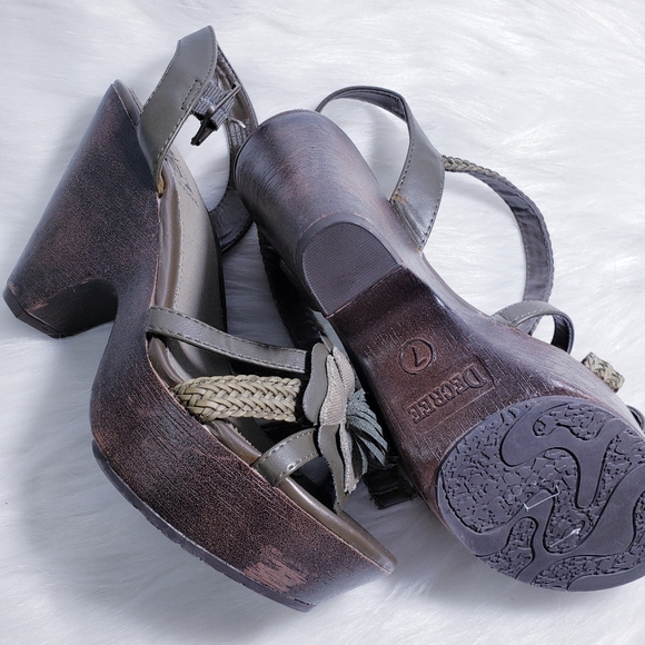 Size 7M Decree pewter grey wedged heels - Picture 4 of 6